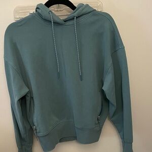 Old navy dynamic fleece hoodie